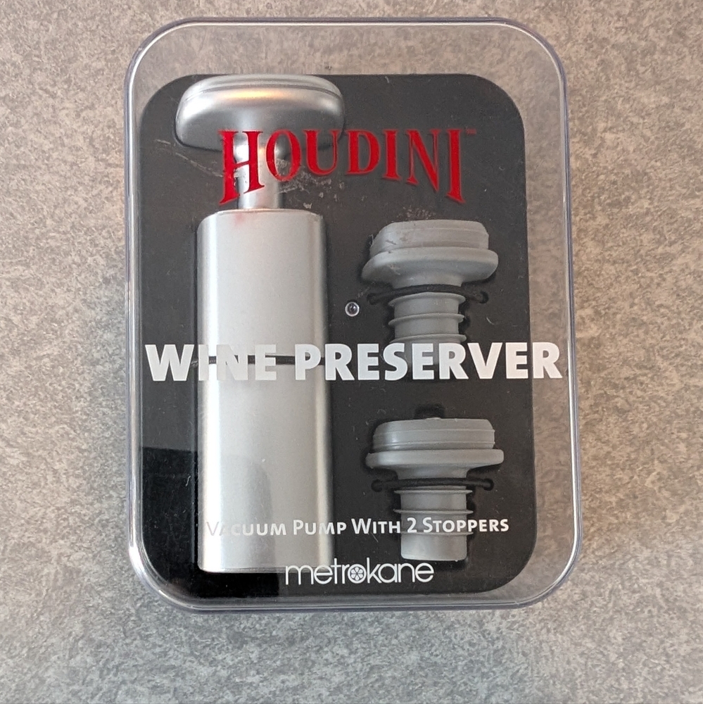 NIB HOUDINI WINE PRESERVER VACUUM PUMP WITH TWO STOPPERS